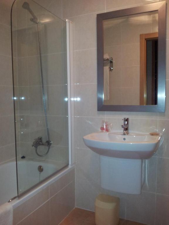 Hotel Av Apartamentos Lobios Oda fotoğraf