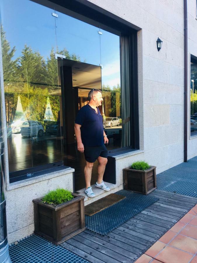 Hotel Av Apartamentos Lobios Dış mekan fotoğraf